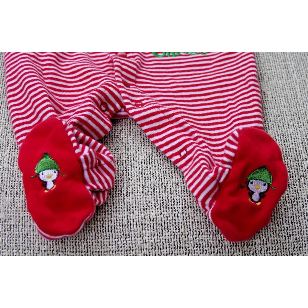 Baby's First Christmas Carter's Embroidered Sleeper EUC‎ 3 Mos Penguin Reindeer